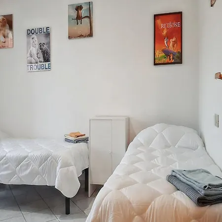 Cozy With Sea View In - 80 M² Apartman Olbia