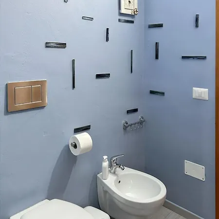 Cozy With Sea View In - 80 M² * Ольбія