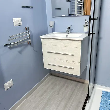 Cozy With Sea View In - 80 M²