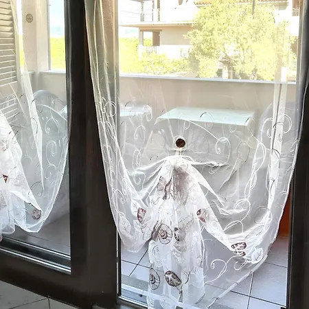 Апартаменты Cozy With Sea View In - 80 M²