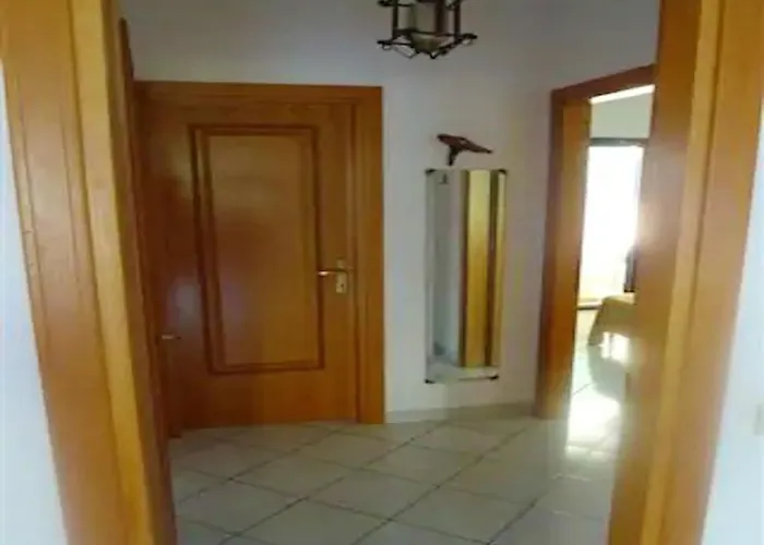 Cozy With Sea View In - 80 M² *