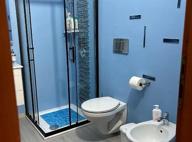 Cozy With Sea View In - 80 M² Apartment